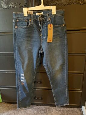 Levi's - Wedgie Skinny- Skinny Jeans in Dark Blue Denim